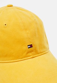 Tommy Hilfiger FLAG SOFT PANEL UNISEX - Sapka - city yellow
