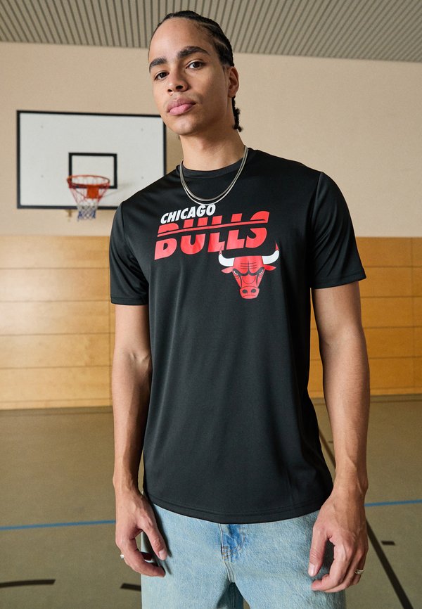 NBA CHICAGO BULLS LEAGUE ESSENTIALS TEE - Club wear