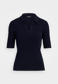 Polo shirt a coste di colore blu navy con maniche corte, scollatura a V e texture morbida. Presenta un design con colletto e silhouette aderente.