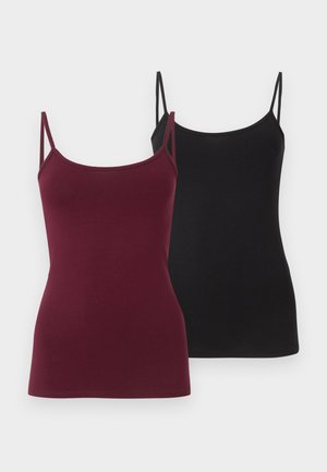 Zwei enganliegende Trägershirts, eines in tiefem Burgunderrot und das andere in Schwarz. Hergestellt aus weichem Stretchstoff und mit dünnen, verstellbaren Trägern.