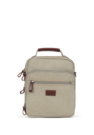 Sac rectangulaire en toile beige avec poche zippée à l'avant, tirettes en cuir marron et une petite poignée sur le dessus.