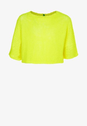 Lys gul strikket cropped sweater med korte ærmer og rund halsudskæring, vist på hvid baggrund.