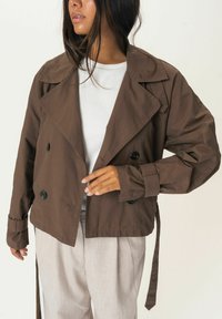 ALMAIC - Leichte Jacke - brown