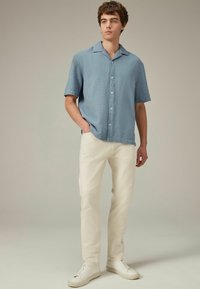 Next TEXTURED SHORT SLEEVE WITH CUBAN COLLAR   - Cămașă - blue