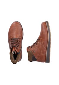 Bottines en cuir brun avec une finition texturée, lacets marron, col rembourré, semelle en caoutchouc beige et fermeture éclair sur le côté pour un enfilage facile.