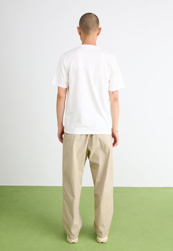 EVAN PANT - Trousers - wall2