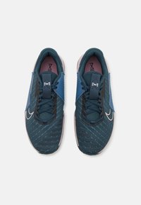 Nike Performance METCON 9 - Edzőcipő - armory navy/platinum violet/plum dust/aegean storm