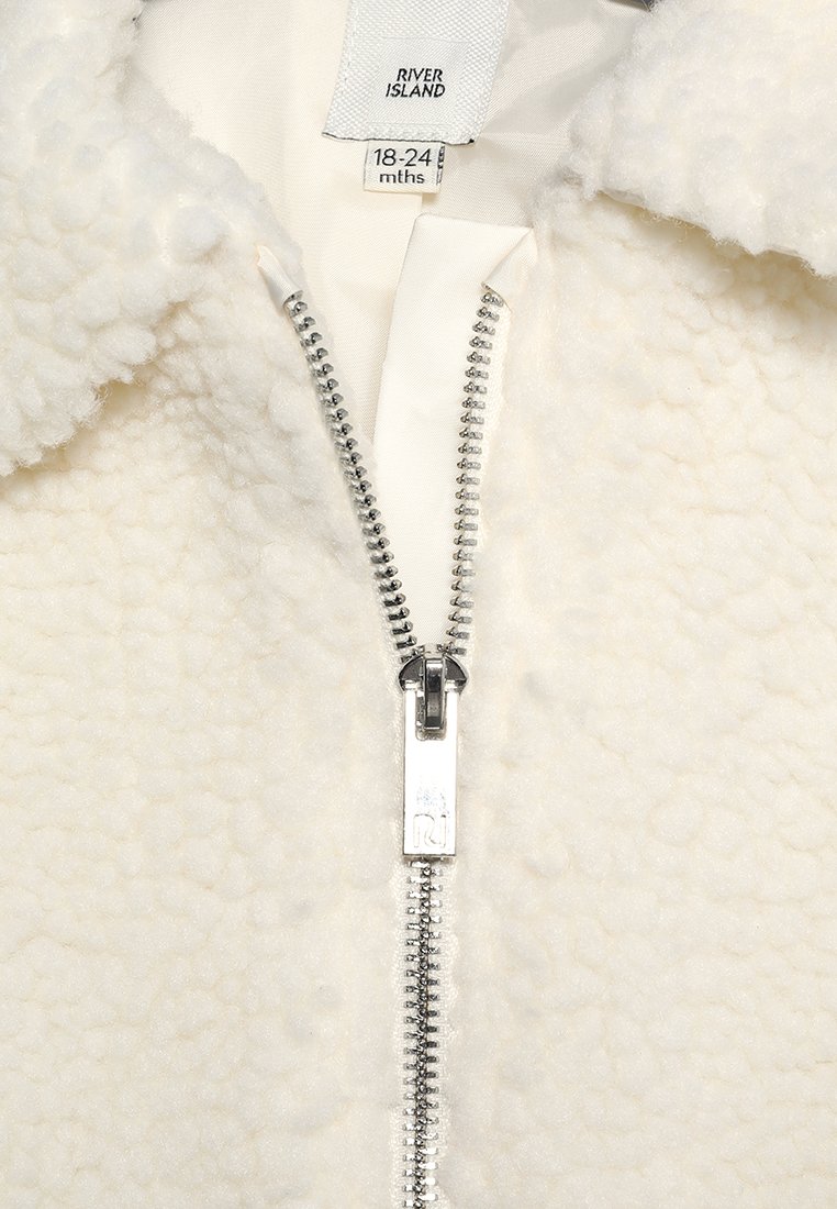 River Island Vinterjakke cream Zalando.no River Island Vinterjakke cream Zalando.no