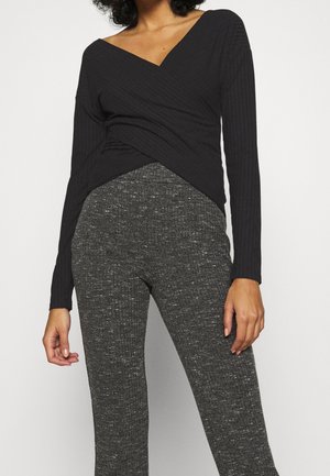 Nly by Nelly, T-shirt à manches longues - black