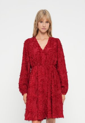 YASPARIA DRESS - Jurk - jester red