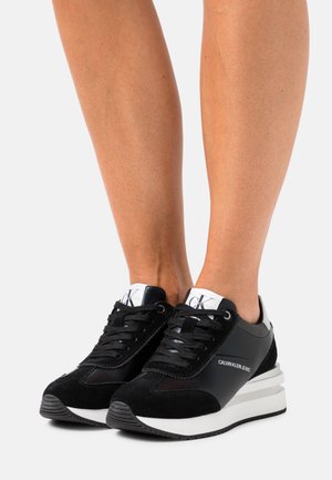 WEDGE LACEUP - Trainers - black