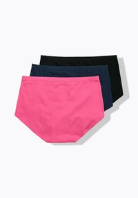 Set di tre paia di slip in cotone nei colori rosa, blu navy e nero. Ognuno presenta un design semplice e monocolore con una superficie liscia.