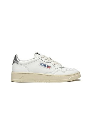 MEDALIST LOW - Sneakers laag - bianco