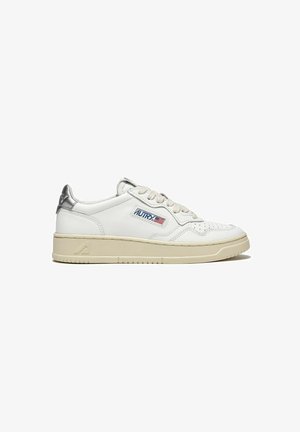 Autry MEDALIST LOW - Sneakers basse - bianco
