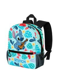 Mochila con tejido en aqua con patrones de hojas coloridas y un personaje de dibujos animados tocando la guitarra. Incluye un bolsillo con cremallera en la parte frontal.