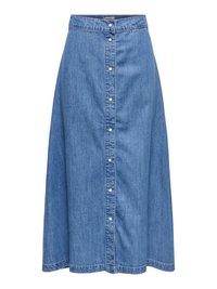 Jupe midi en denim bleu avec fermeture à boutons sur le devant et design simple de la ceinture, silhouette évasée.