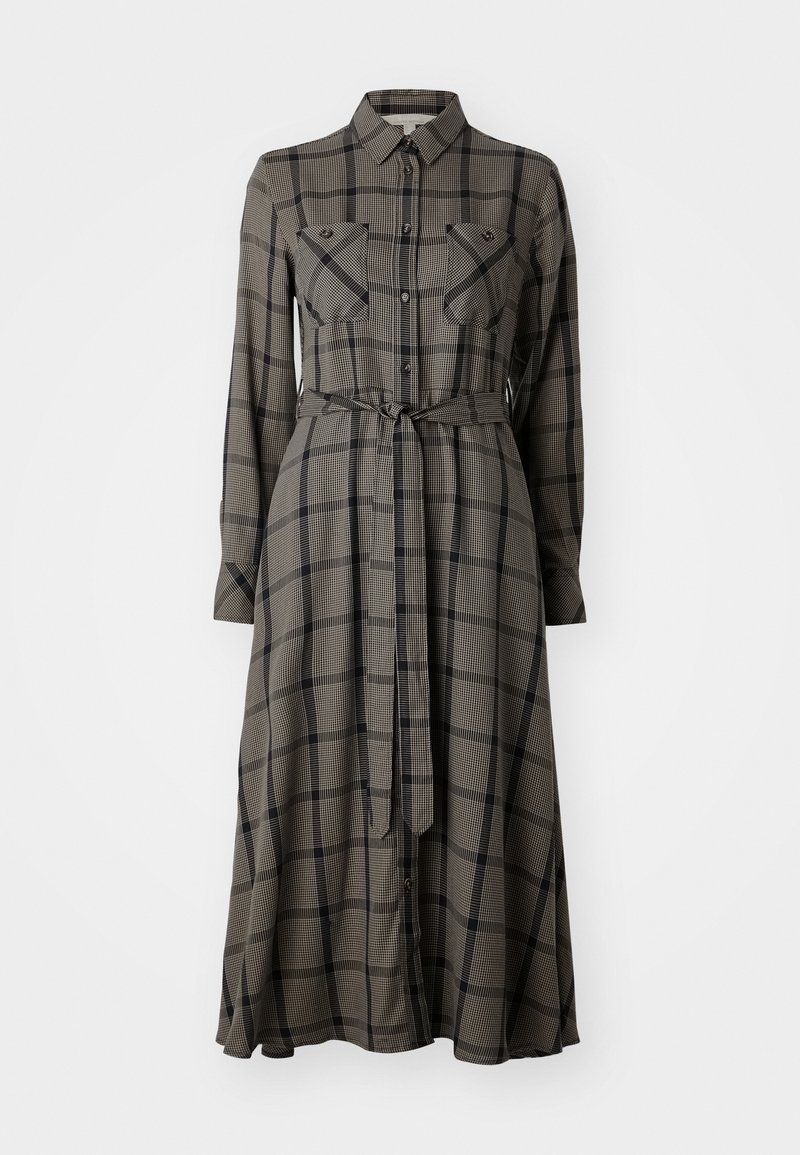 Langes kariertes Hemdkleid in Grau und Schwarz. Mit einem Kragen, Knopfleiste, zwei Brusttaschen und einem Bindegürtel in der Taille. Weiche Textur des Stoffes.