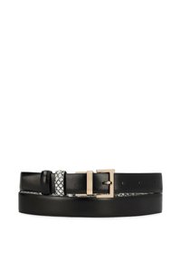 Ceinture en cuir noir avec boucle carrée dorée et passant à motif peau de serpent, posée à plat sur fond blanc.