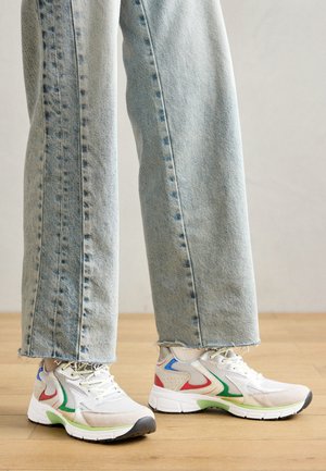 Joggesko - multi coloured