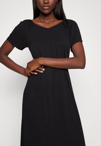 ONLY Tall ONLALMA LIFE LONG DRESS  - Φόρεμα ημέρας - black