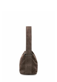 Brązowa zamszowa torba na ramię z szerokim, płaskim paskiem. Torba ma zaokrągloną podstawę i pionowe przeszycia wzdłuż paska oraz boków.