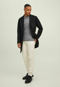 Jack & Jones JPRMARK CREW NECK - Strickpullover - grey melange