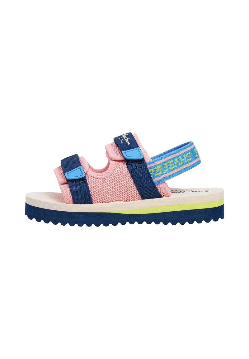 Rosa und marineblaue Kindersandale mit Netzriemen, blauen Klettverschlüssen, gestreiftem elastischem Fersenband und geriffelter marineblauer Sohle mit gelbem Streifen.