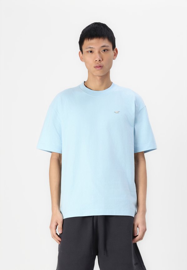 BOXY ELEVATED ICON - Basic T-shirt