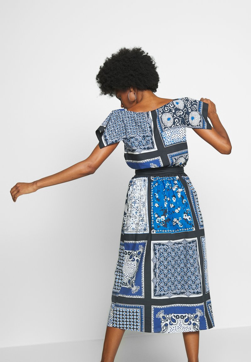 Van Laack Wjwk8 Wolfgang Joop Day Dress Blau Dark Blue Zalando De 