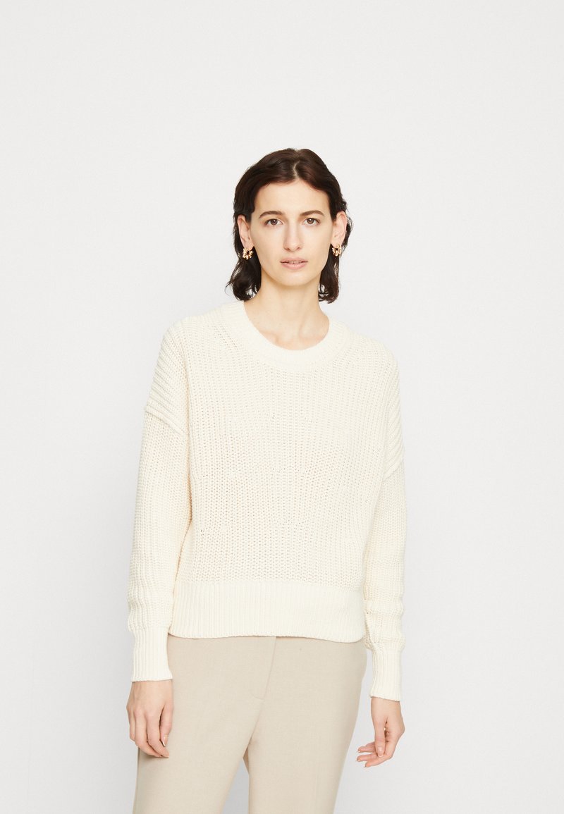 Banana Republic CHUNKY CREW Jersey de punto transition cream/crema
