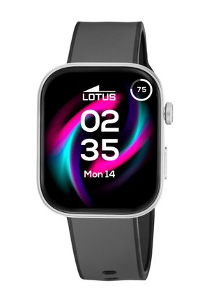 Smartwatch met grijze band, digitaal display toont tijd 02:35, datum ma 14, batterij op 75%, met kleurrijke draaiende achtergrond.