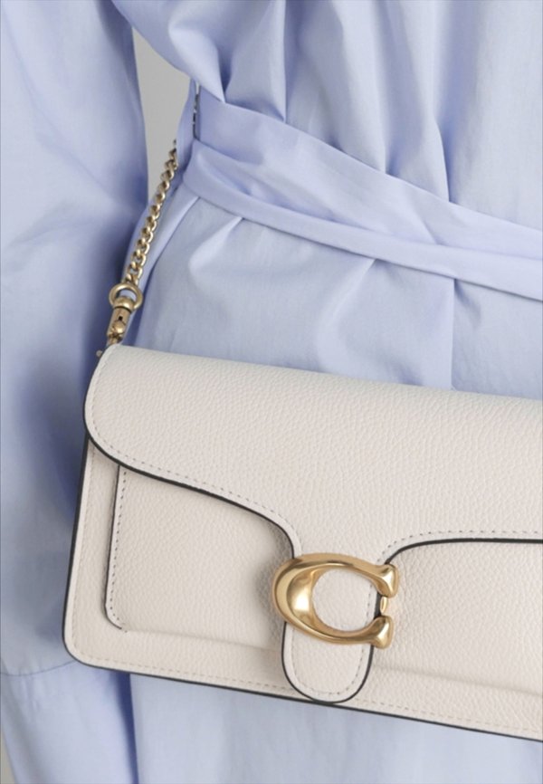 TABBY CHAIN - Clutch - chalk3