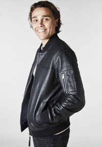 Bolongaro Trevor MA1 BOMBER - Bomberjacke - schwarz