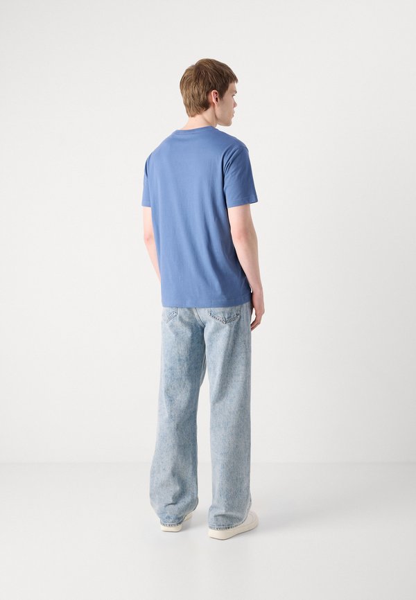 SEASONAL GRAPHIC - Basic T-shirt - salty sea3