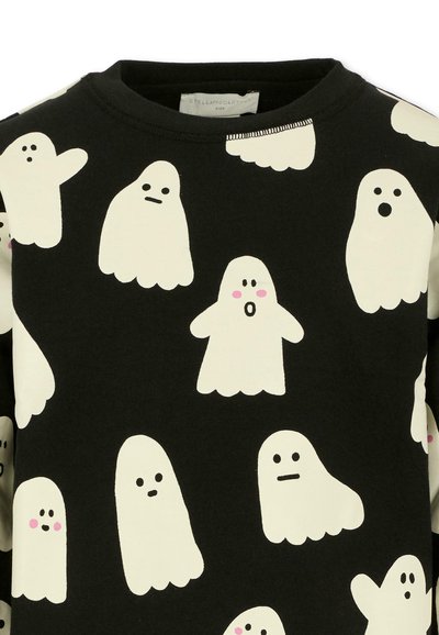 Sweatshirt noir à manches longues orné d'un motif répété d'illustrations de fantômes blancs affichant différentes expressions faciales. Matériau en coton doux.