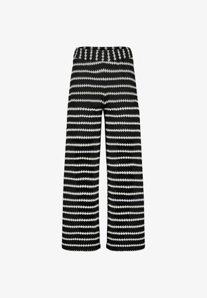 zero, Stoffhose - black cream