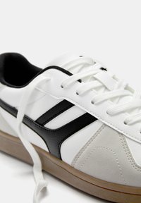 Thumbnail-Bild 5