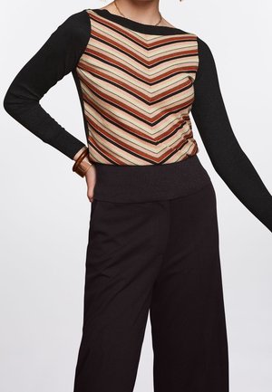 Pullover - black
