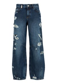 Jean bleu taille haute à jambes larges avec plusieurs déchirures usées et détails effilochés à l'avant et sur les jambes.