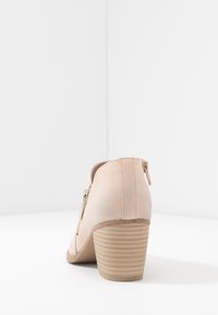 Call it Spring Nilkkurit - nude