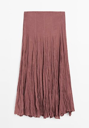 Gonna midi plissettata malva con una texture stropicciata e un orlo leggermente svasato, distesa su uno sfondo bianco.