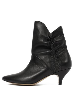 MAKE ME LIKE YOU - Classic ankle boots - black