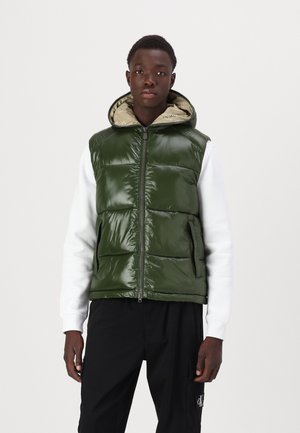 Save the duck Waistcoat - pine green