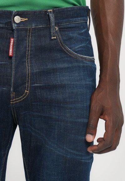 Dsquared2 Pieguloša piegriezuma džinsi - navy blue
