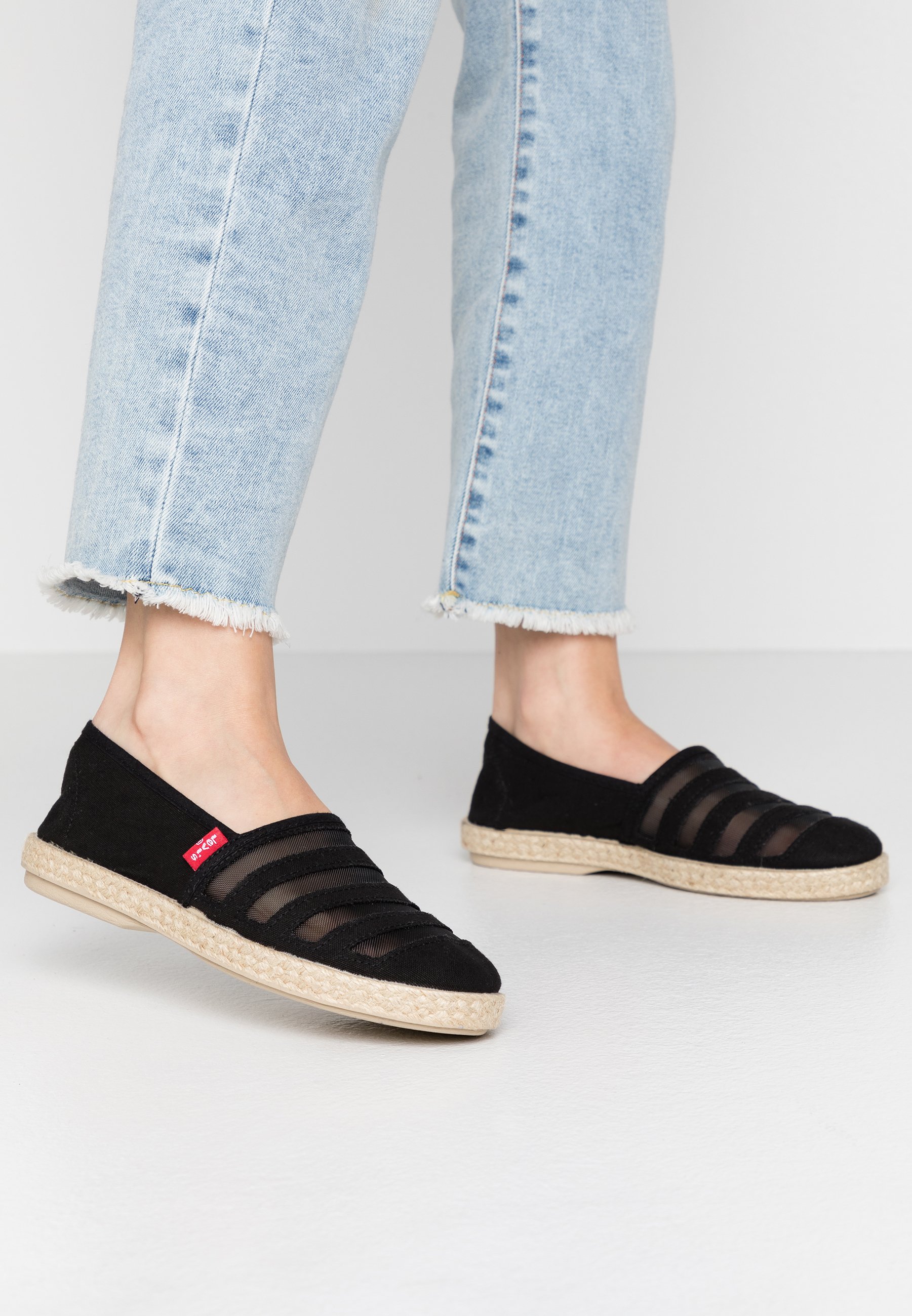 levis espadrilles