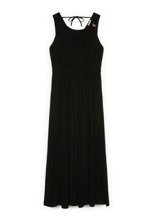 Schwarzes ärmelloses Maxikleid mit Bindeband am Nacken und dezenten Taillenfalten, mit einer kleinen goldenen Dekorationsnadel auf der linken Schulter.
