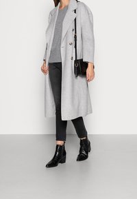 Second Female Svetr - light grey