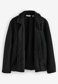 Schwarze fleecegefütterte Jacke mit Kragen, Fronttaschen und Knopfschluss. Hat eine strukturierte Außenschicht und ein glattes Innenfutter.