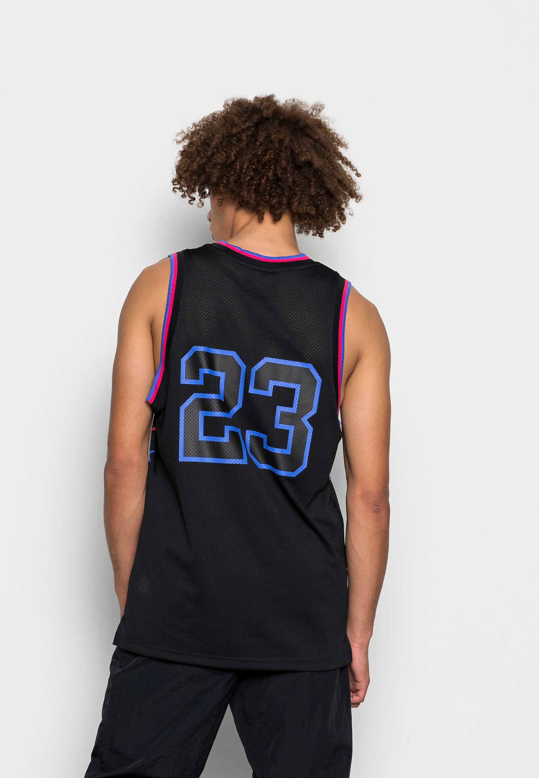 jordan top black