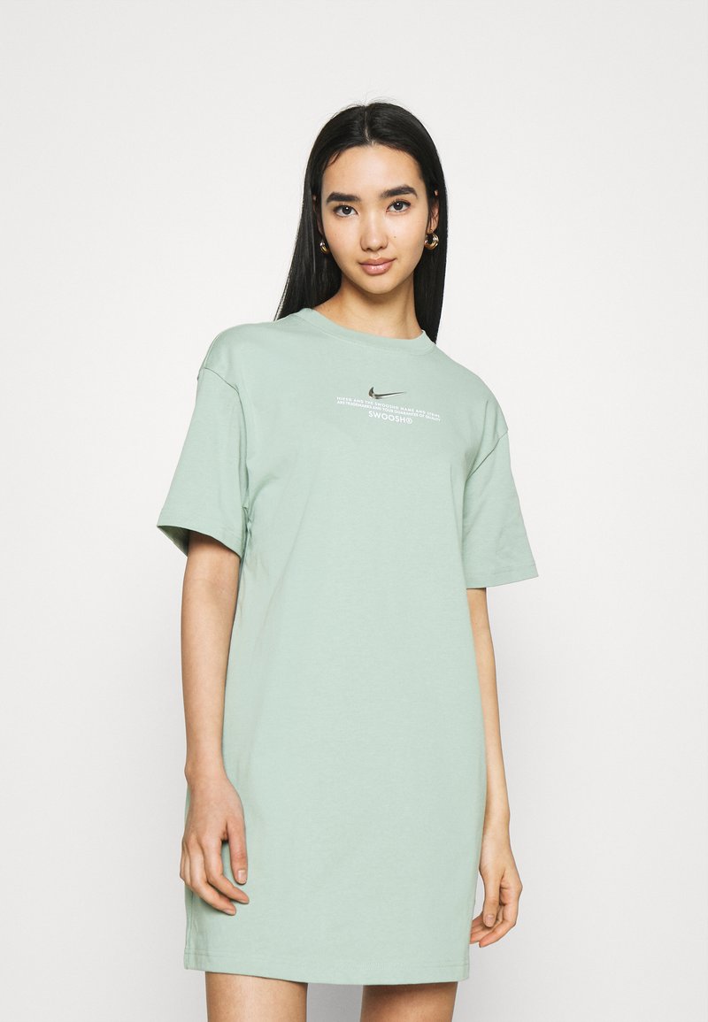 Nike Sportswear Jersey dress steam/white/green Zalando.de